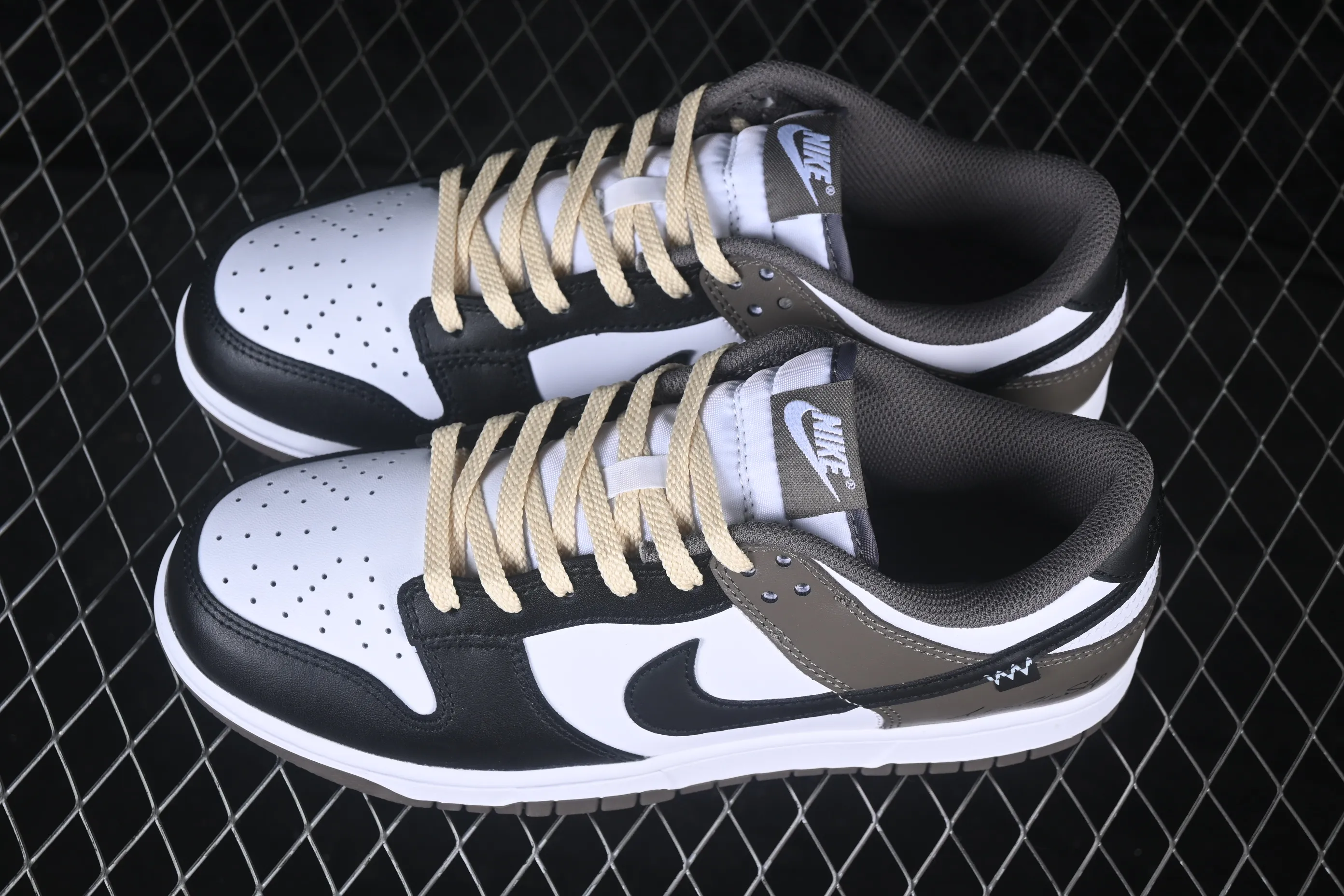 All categories Nk SB Dunk Series Nk SB Dunk Low High-end customized low-top sneakers Nike SB Dunk Low low-top casual sneakers HF5441-111